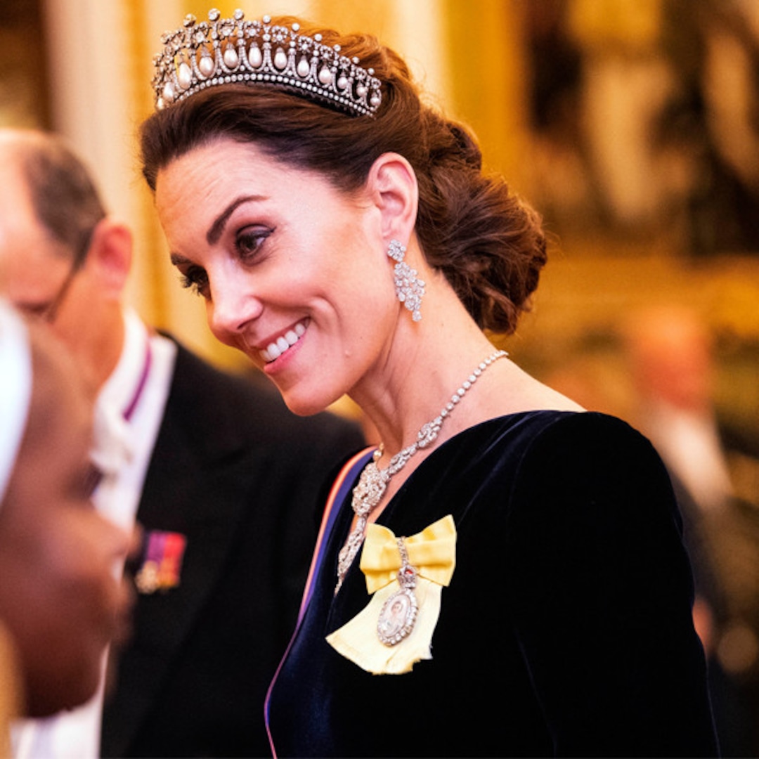 Kate Middleton Sparkles in Iconic Lover's Knot Tiara at Buckingham Palace Reception - E! Online - AP